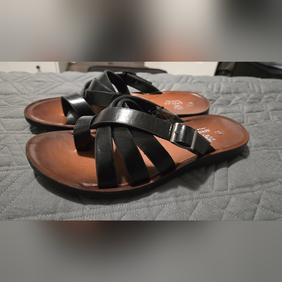 Adolfo sandals.  Size 11.5 - Picture 1 of 6